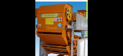 Nettoyeur trieur calibreur de céréales