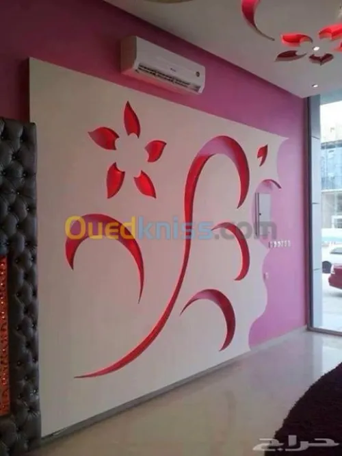Décoration intérieure et extérieure.