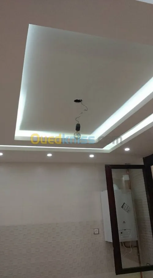 Décoration intérieure et extérieure.