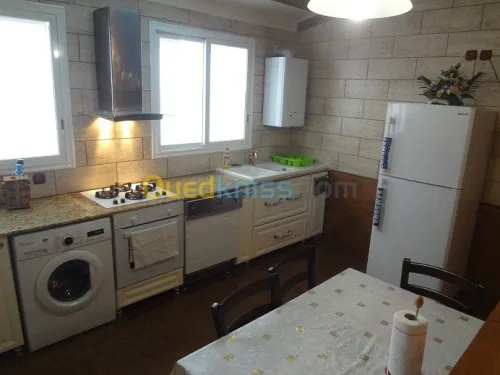 Location vacances Appartement F3 Alger El achour
