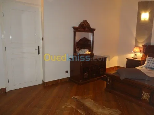 Location vacances Appartement F3 Alger El achour