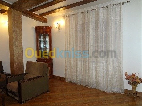 Location vacances Appartement F3 Alger El achour