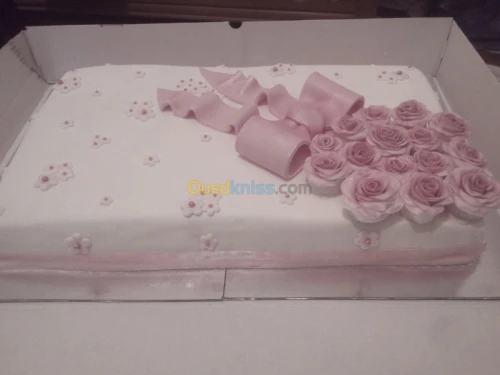 CAKES DISIGN