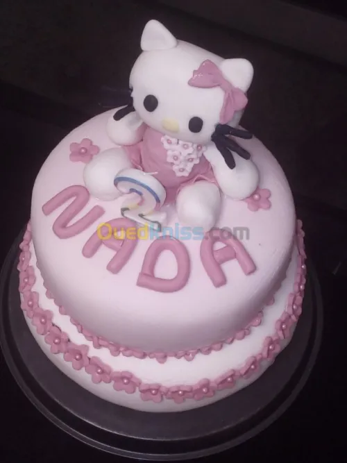 CAKES DISIGN