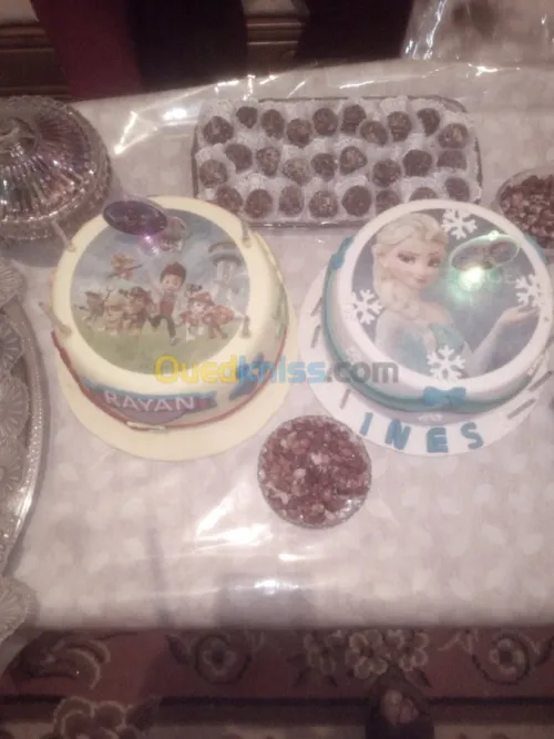 CAKES DISIGN