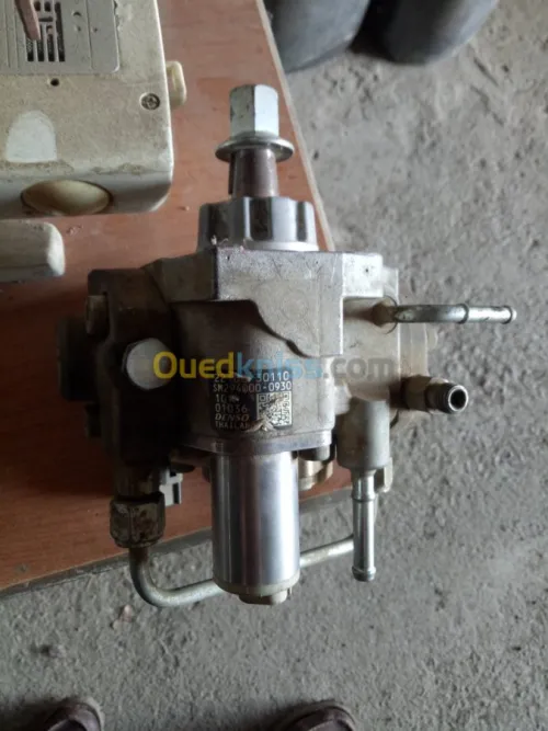 pompe HP et pompe à huile nissan 