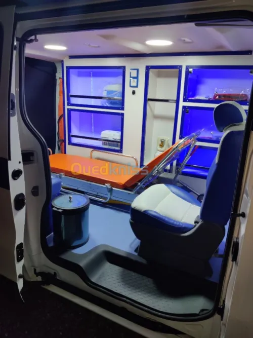 Aménagement fourgon ambulance