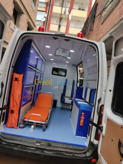 Aménagement fourgon ambulance
