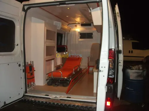 Aménagement fourgon ambulance