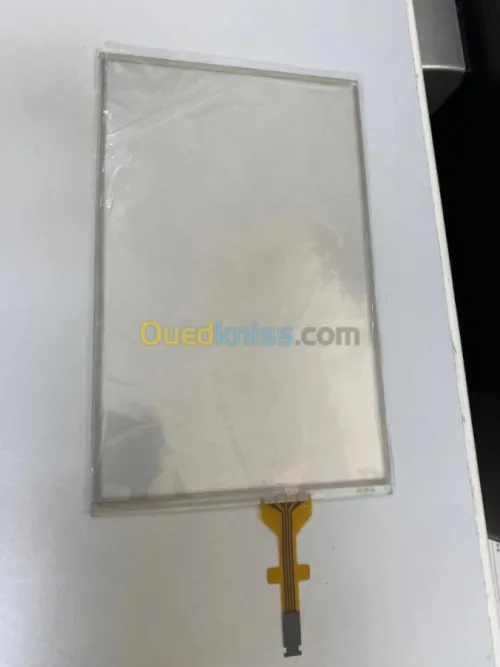 écran tactile Peugeot 208 2008