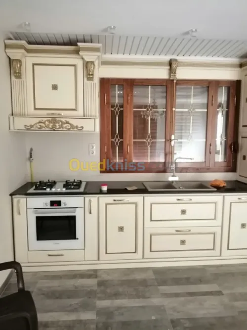 Meuble cuisine en bois massif