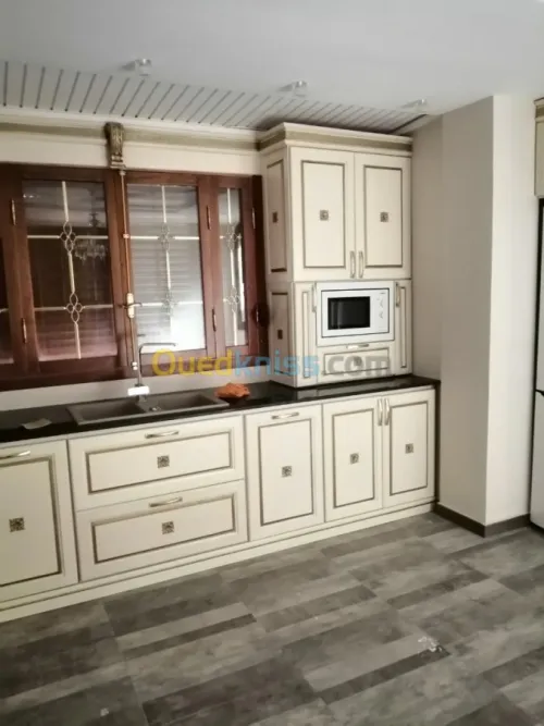 Meuble cuisine en bois massif