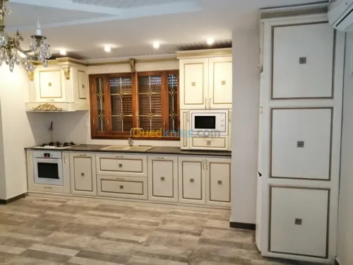 Meuble cuisine en bois massif