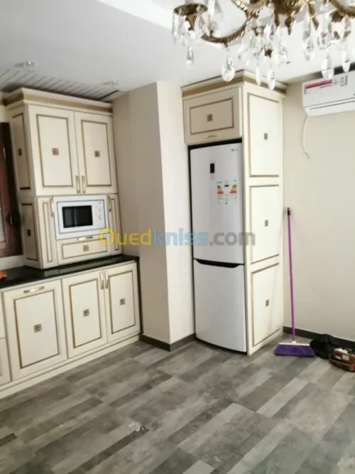 Meuble cuisine en bois massif