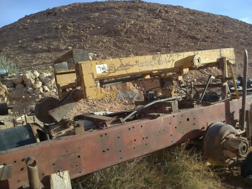 Machine de forage de puits