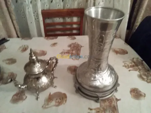 Mandolin et darbouka  en cuive blan