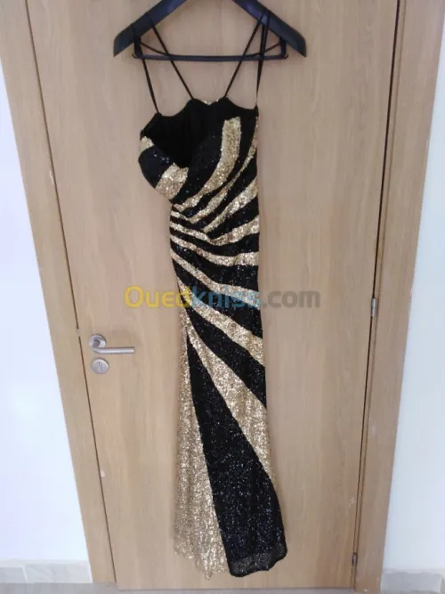 Vente Robe Noire Strass