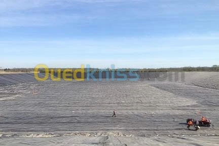 Geomembrane et géotextile 
