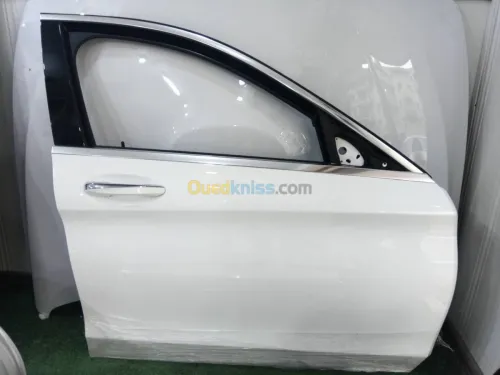 Porte Mercedes classe c 2014-2018 neuf