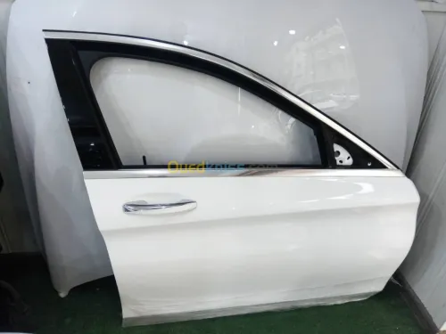 Porte Mercedes classe c 2014-2018 neuf