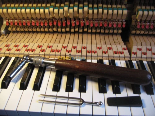 Réparateur Accordeur Piano