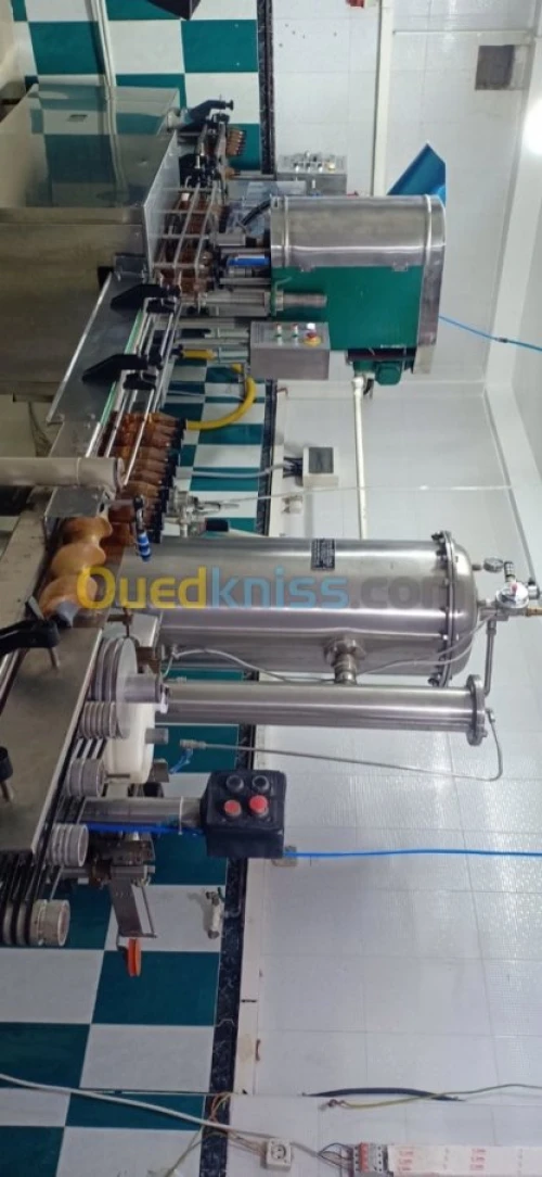 آلة تعبئة المشروبات الغازية