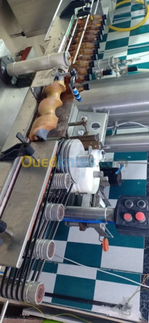 آلة تعبئة المشروبات الغازية