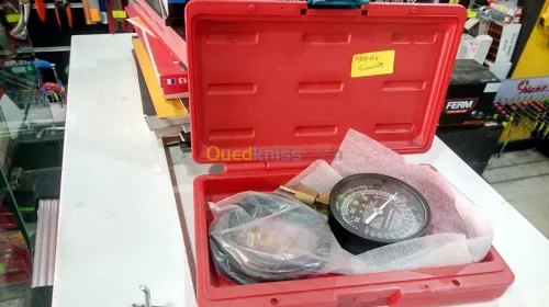 Testeur  de vide  carburant essence
