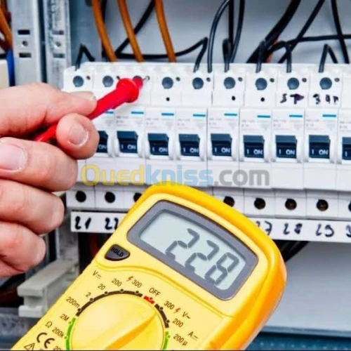 Maintenance machines Et equipements industrielles صيانة الآلات الصناعية 