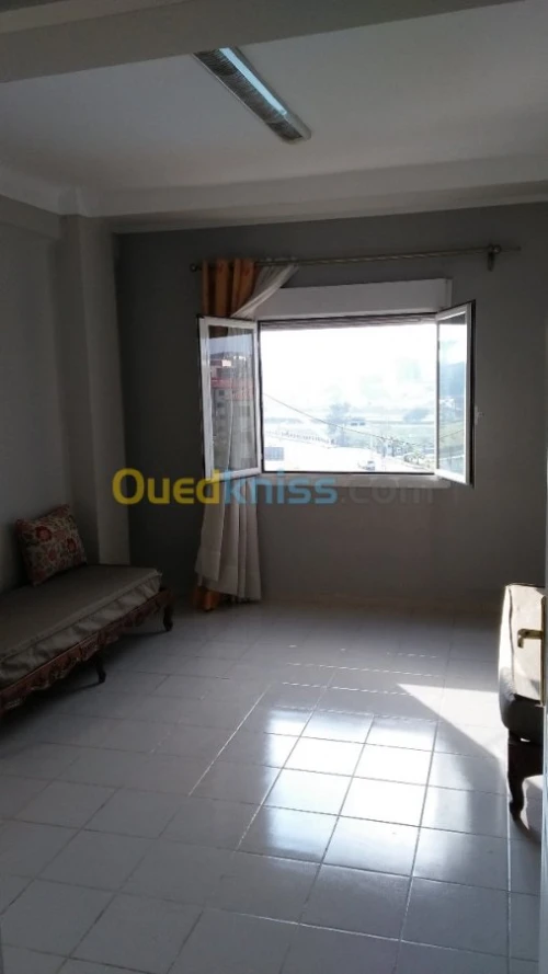 Location Appartement F4 Alger Dely brahim