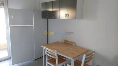 Location Appartement F4 Alger Dely brahim