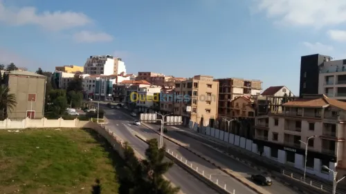 Location Appartement F4 Alger Dely brahim