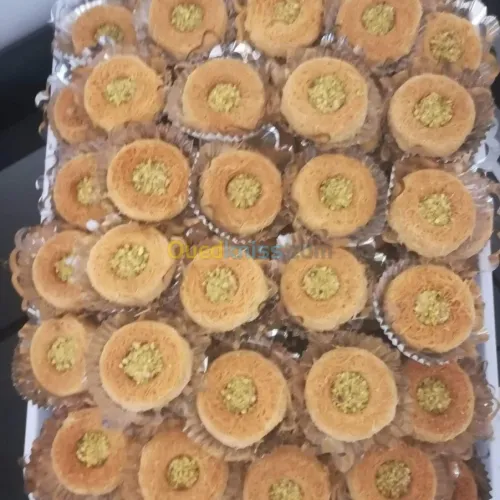 gâteux sur commande 
