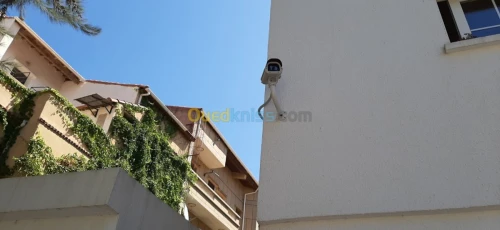 Installation camera de surveillance 