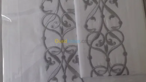 Broderies industrielles