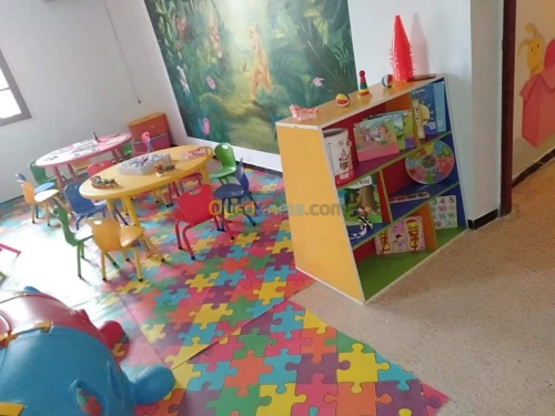 Crèche maternelle préscolaire 