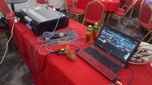 dj camera décoration serveuses..
