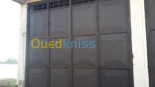 ferronnier serrurier soudeur découpe.