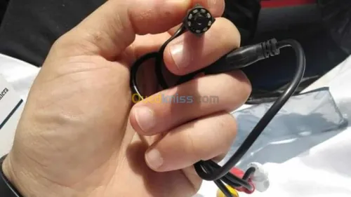 Camera de surveillance et système d'al
