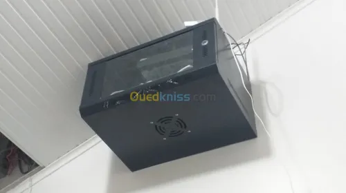 Camera de surveillance et système d'al