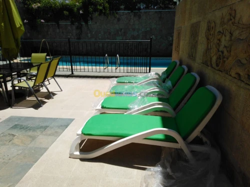 Transat et chaise longue