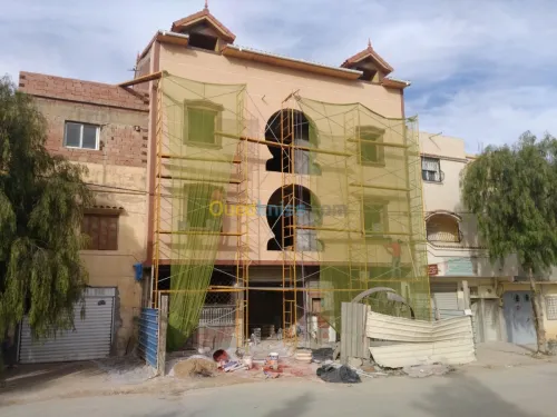 Revêtement est décoration des vaçade(P