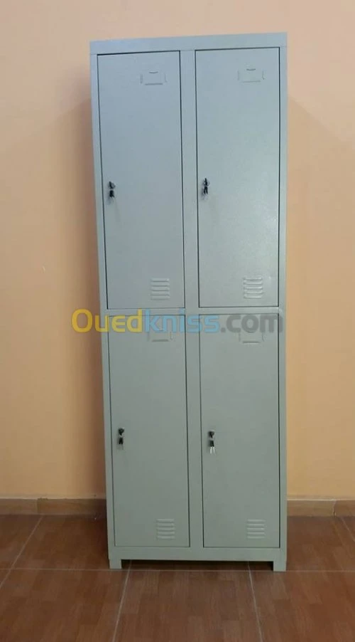 Armoires vestiaire 