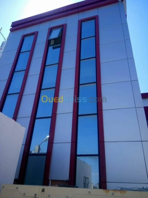 Revêtement façade mur rideau alucobond