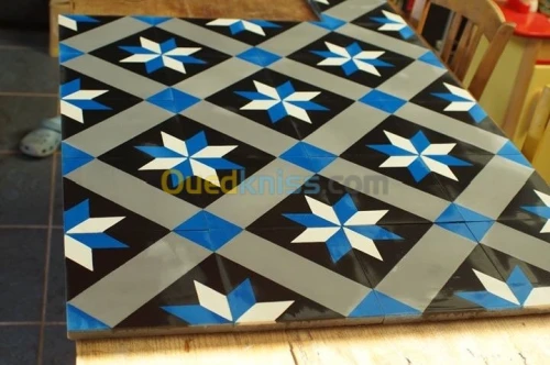 Carrelage artisanal comme d’epo 