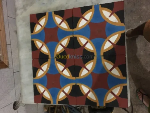Carrelage artisanal comme d’epo 
