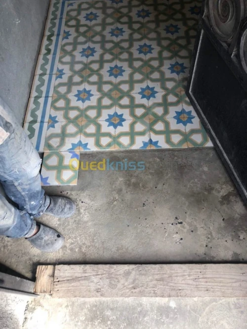 Carrelage artisanal comme d’epo 