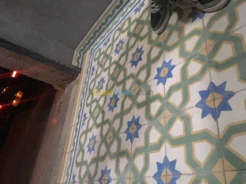 Carrelage artisanal comme d’epo 