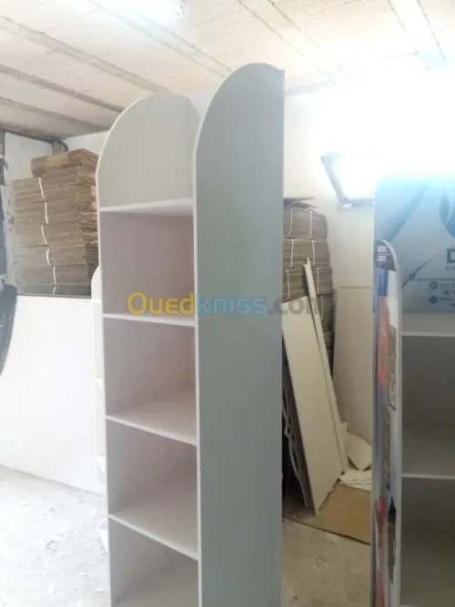 presentoir PLV, FABRICANT