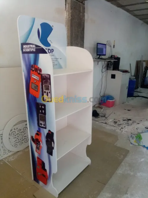 presentoir PLV, FABRICANT